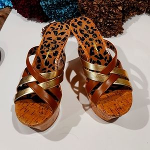 JESSICA SIMPSON SZ. 9. US/ EU 39